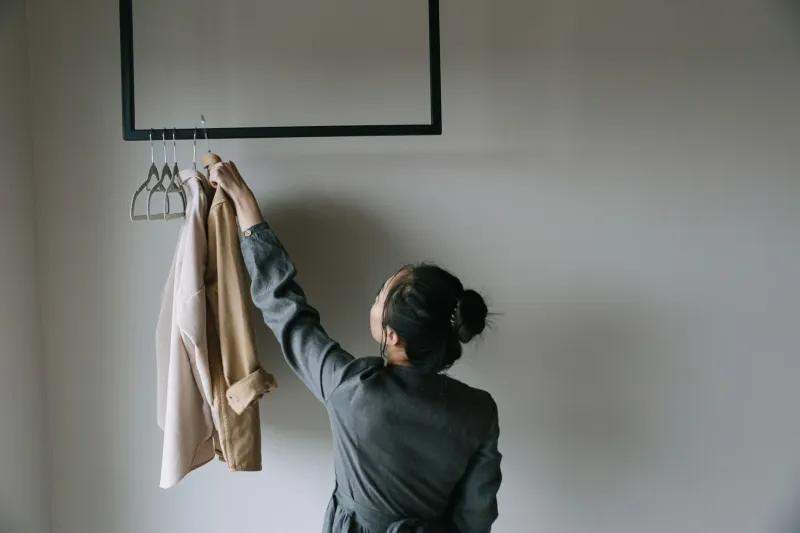 When Everything Matches Nothing: The Hidden Cost of a Fully Interchangeable Wardrobe